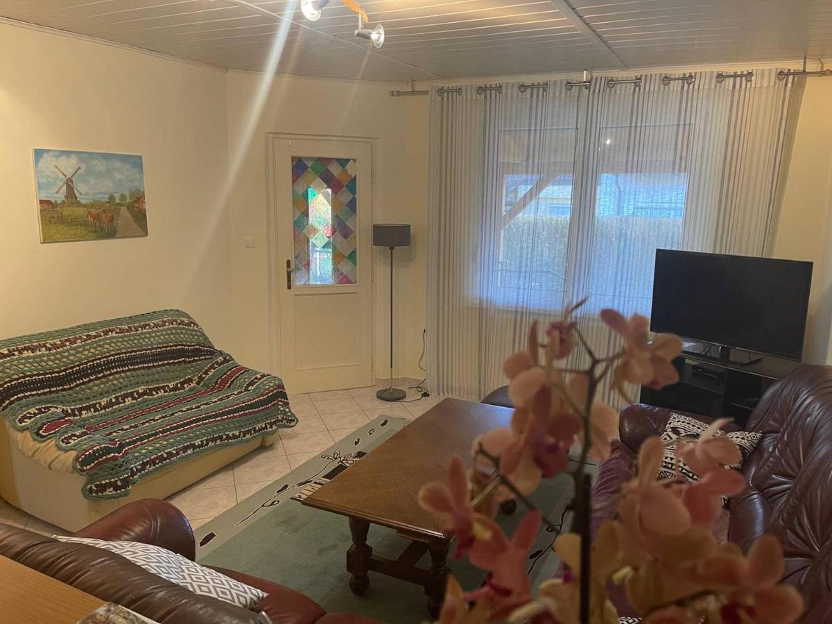 Gaestehaus Neumann Buk Bagian luar foto